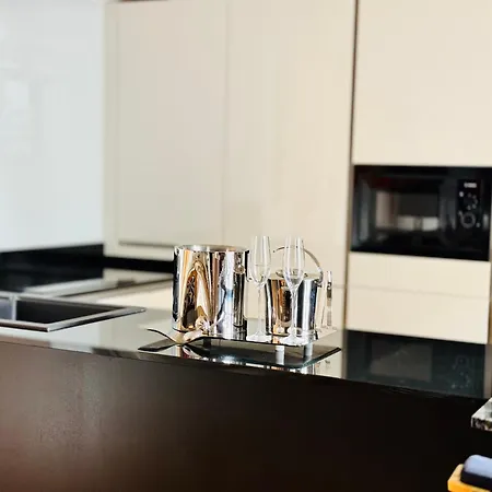 Le Guynemer - Beaux Arts Apartmán