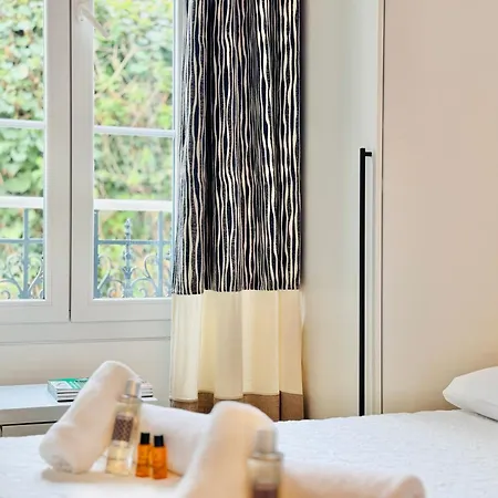 Le Guynemer - Beaux Arts Apartmán